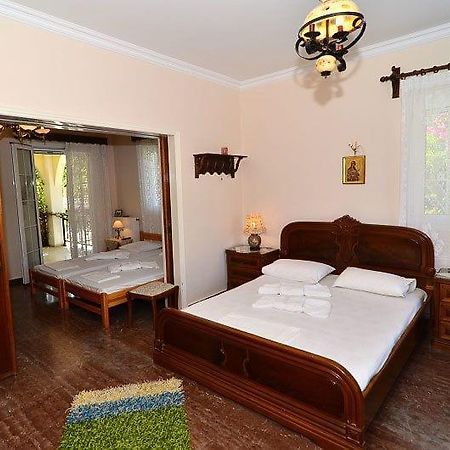 Vasilikí Fiore Hill Sea View Studios מראה חיצוני תמונה